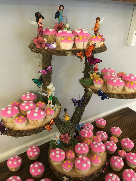 Cupcake Wars Display Ideas, Pixie Dust Birthday Party, Tinkerbell Tea Party, Fairytale Party Food Ideas, Fairy Themed 3rd Birthday, Disney Fairy Party, Tinkerbell 1st Birthday Party Ideas, Pixie Hollow Birthday Party, Tinkerbell And Friends Birthday Party