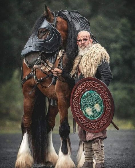 Viking Horse Costume, Beast Rider, Making Armor, Viking On Horse, Armored Horse, Viking Horse, Viking Horse Photoshoot, Horse Armour, Viking Aesthetic