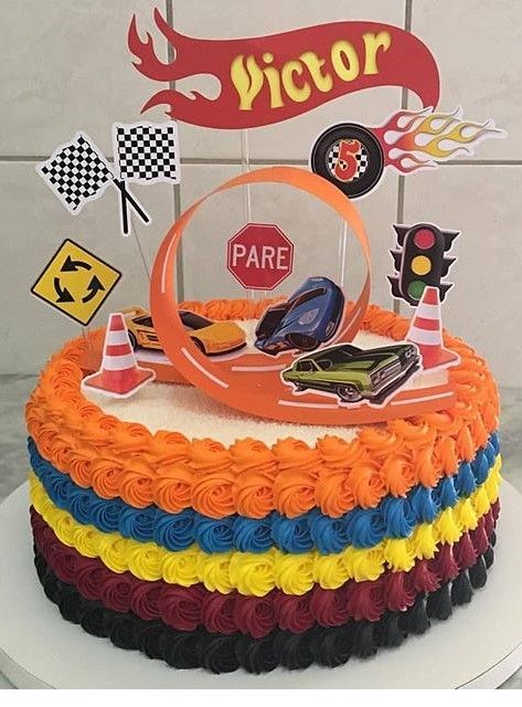 Bolo Hot Wheels, Hot Wheels Cake, Elmo Party, Cars Party, Boy Birthday Party, 7th Birthday, 3rd Birthday, Boy Birthday, Cake Toppers