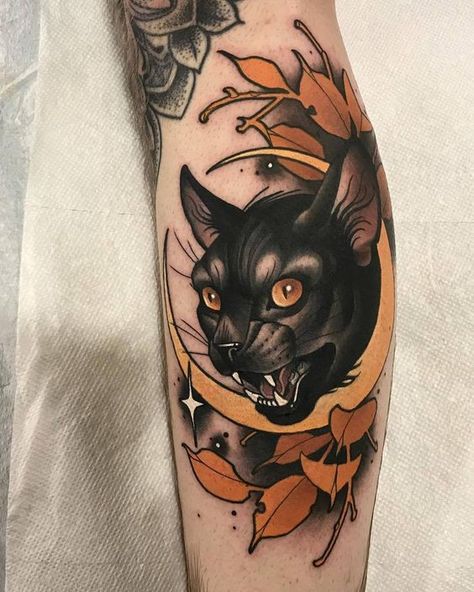 Neo lunar cat tattoo on the arm | www.otziapp.com Traditional Tattoo Animals, Kitty Tattoos, Tier Tattoo, Kunst Tattoos, Black Cat Tattoos, Cat Tattoos, Harry Potter Tattoos, Cat Tattoo Designs, Halloween Tattoo