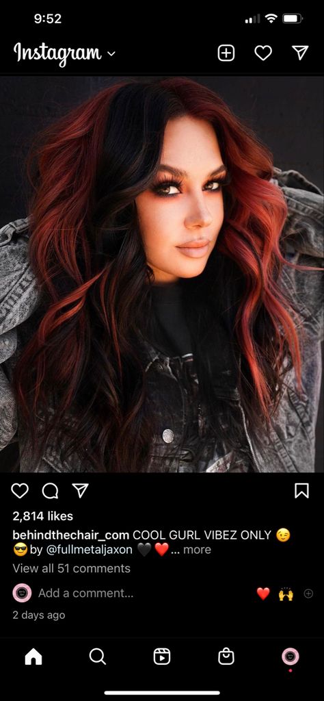 Dark Hair With Funky Color, Fall Hair Color Split Dye, Quarter Panel Hair Color, Black And Burgundy Split Hair, Short Christmas Hair Color, Red Hair With Dark Money Piece, Copper Hair With Black Money Piece, Color Blocking Red Hair, Black Hair Color Block