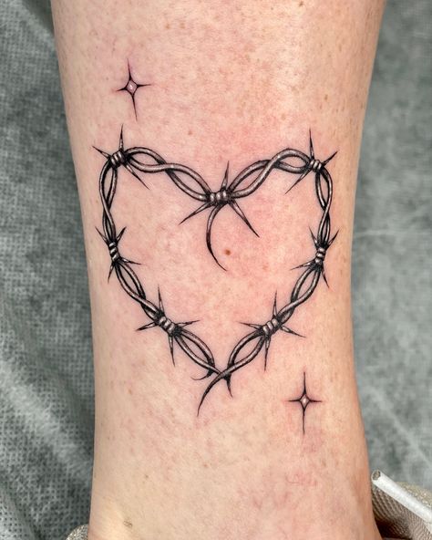 Arrow Tattoo, Tattoo Bracelet, Small Hand Tattoos, Fairy Tattoo, Tattoo Project, Gothic Aesthetic, Aesthetic Tattoo, 2020 Design, Body Modifications