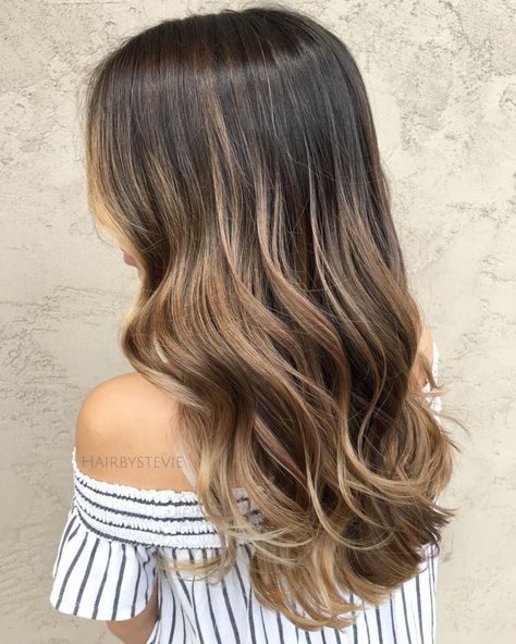 Dark Blonde Balayage For Brown Hair Hair Color Flamboyage, Balayage Styles, Dark Blonde Balayage, Light Brown Balayage, Balayage Blond, Blond Balayage, Brunette Balayage, Brunette Balayage Hair, Brown Hair Balayage