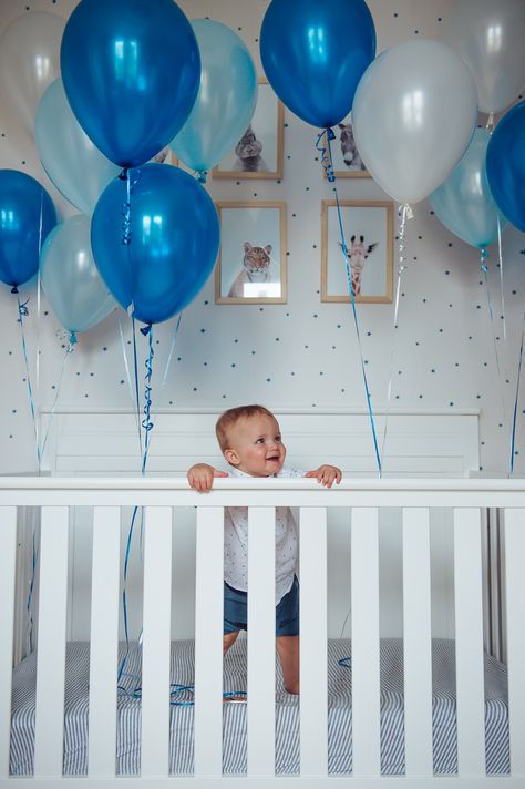 Balloons In Crib For Birthday, Birthday Crib Pictures, Birthday Crib Balloons Mornings, Crib Balloons Birthday, Baby Boy Photo Shoot Ideas 1 Year At Home, Balloons In Crib First Birthdays, First Birthday Crib Picture, 1st Birthday Crib Pictures, First Birthday Pictures At Home