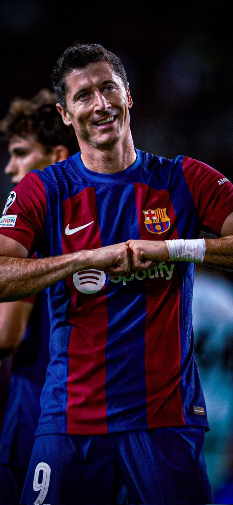 Levandoski Wallpaper Barcelona, Robert Lewandowski Wallpapers, Lewandowski Wallpapers, Barcelona Instagram, Basketball Love, X-men, Barcelona Players, Leonel Messi, Pablo Gavi