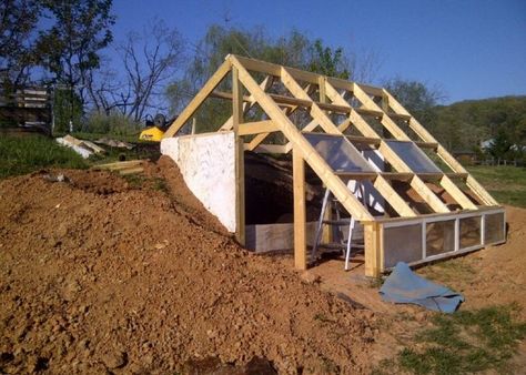 Underground Greenhouse, Solar Greenhouse, Greenhouse Shed, Build A Greenhouse, Earth Sheltered, Home Greenhouse, Backyard Greenhouse, Small Greenhouse, Greenhouse Plans