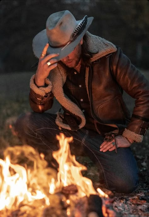 Cowboy Outfit For Men, Cowboy Men, Country Man, Cowboy Photography, The Last Ride, Western Photoshoot, Cowboy Romance, Handy Tools, Cowboy Aesthetic