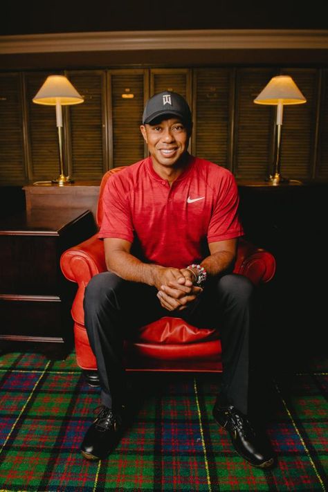 In new at-home series, Tiger Woods shares his simulator practice regimen from GolfDigest.com Famous Golfers, Womens Golf Wear, Golf Tiger Woods, Superhero Workout, Tiger Wood, Golf Pga, Golf Inspiration, Womens Golf, Golf Digest