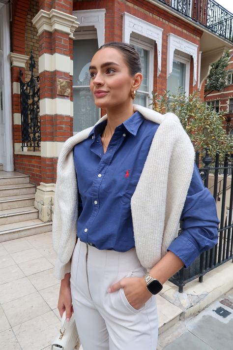 Oversized Ralph Lauren Shirt Outfit, Ralph Lauren Shirt Women Outfits, Ralph Lauren Oxford Shirt Women Outfits, Ralph Lauren Woman Outfits, Blue Collared Shirt Outfit Women, Ralph Lauren Button Down Outfit Women, Styling Polo Shirts Women, Polo Shirts Women's Outfit, Ralph Lauren Polo Shirt Outfit Women's