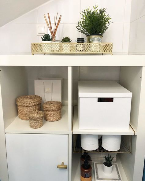 Kallax Bathroom Storage, Kallax Bathroom, Kallax Bookcase, Ikea Bathroom, Kallax Ikea, Entryway Table, Bathroom Inspo, Ikea Hacks, Ikea Hack