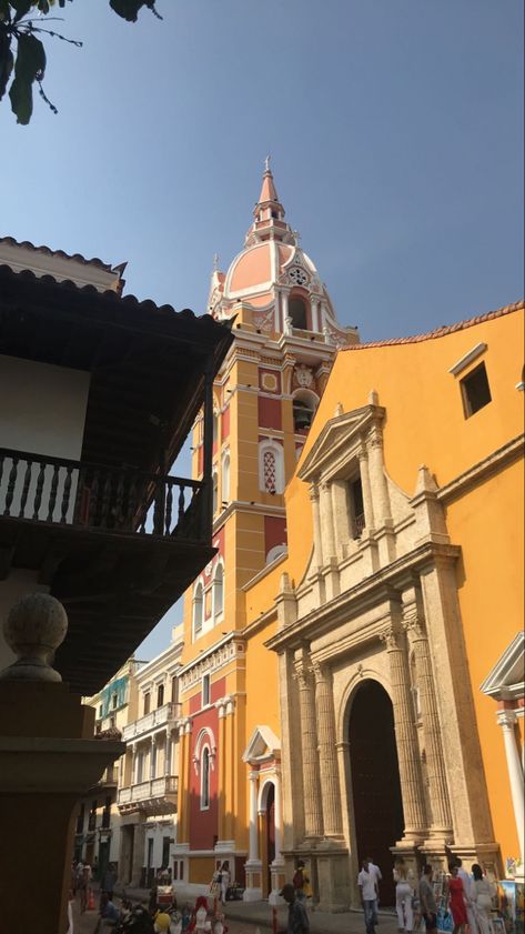 Cartagena Aesthetic, Colombia Travel Aesthetic, Cartagena Colombia Food, Cartagena Columbia, Cartagena Beaches Colombia, Colombian Culture, Cartagena Walled City, Tower Bridge, Places To Go