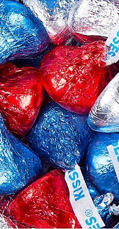 4th Of July Crafts, Patriotic Desserts, Milk Chocolate Candy, Blue Candy, Patriotic Holidays, July Crafts, 4th Of July Party, July Party, Chocolate Candy