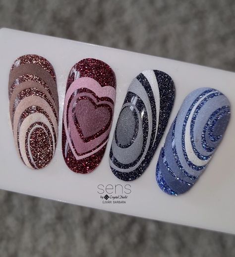 Nail Art Wheel, Beach Nail Art, Heart Nail Designs, Art Deco Nails, Gel Nail Art Designs, Valentine Nail Art, Hippie Nails, Nail Art Designs Diy, Nail Designs Valentines