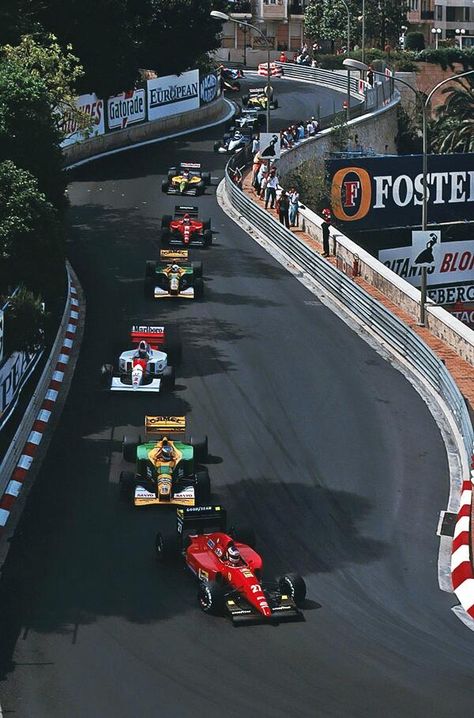 Out of Mirabeau into the Loews hairpin during the 1992 Monaco Grand Prix from Monte Carlo. Wallpaper F1, Cars Driving, F1 Wallpaper, F1 Wallpaper Hd, Formula 1 Car Racing, F1 Poster, Gilles Villeneuve, Monaco Grand Prix, Formula Racing