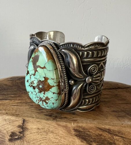 ad eBay - Find many great new & used options and get the best deals for Navajo Andy Cadman Royston Turquoise & Sterling Cuff ~Signed~ at the best online prices at eBay! Free shipping for many products! Antique Turquoise Jewelry, Vintage Navajo Jewelry, Vintage Turquoise Jewelry, Turquoise Stone Jewelry, Turquoise Jewellery, Amazon Photos, Antique Turquoise, Vintage Native American Jewelry, Silver Turquoise Jewelry