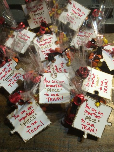 Volleyball team snack using Reese's Pieces with a puzzle piece tag saying "You are … | Employee appreciation gifts, Appreciation gifts diy, Staff appreciation gifts Puzzle Piece Volunteer Appreciation, Team Send Off Ideas, You Are An Important Piece Of The Puzzle, Volleyball Candy Sayings Team Gifts, Treat Bags For Employees, Boss Appreciation Party Ideas, Team Get Together Ideas, Team Candy Gifts, Appreciate Gifts Employee