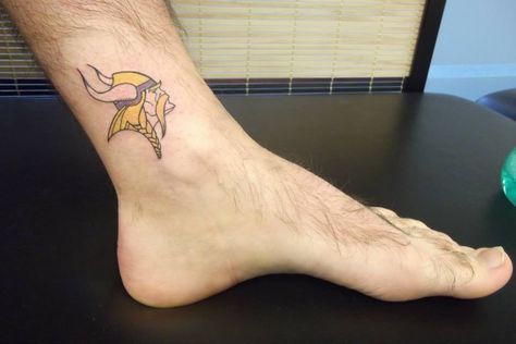 Ando Tattoo Minnesota Vikings Tattoo Ideas, Minnesota Vikings Tattoo, Football Tattoo, Vikings Tattoo, Vikings Football, Viking Tattoos, Minnesota Vikings, Infinity Tattoo, Tatting