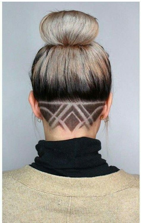 Sidecut Designs, Undercut Long Hair Design, Shave Designs, Undercut Hair Designs, Side Shave, Long Hair Designs, Undercut Hair, Shaved Designs, Women Undercut