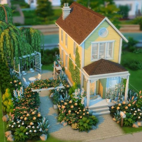 Willow Creek Rebuild, Willow Creek Sims 4 House Ideas, Willow Creek Sims 4 Rebuild, Ts4 Tiny House, Sims 4 Unique Builds, Willow Creek Sims 4 Map Ideas, Sims 4 Willow Creek Makeover, Willow Creek Sims 4 House, Sims 4 Willow Creek House