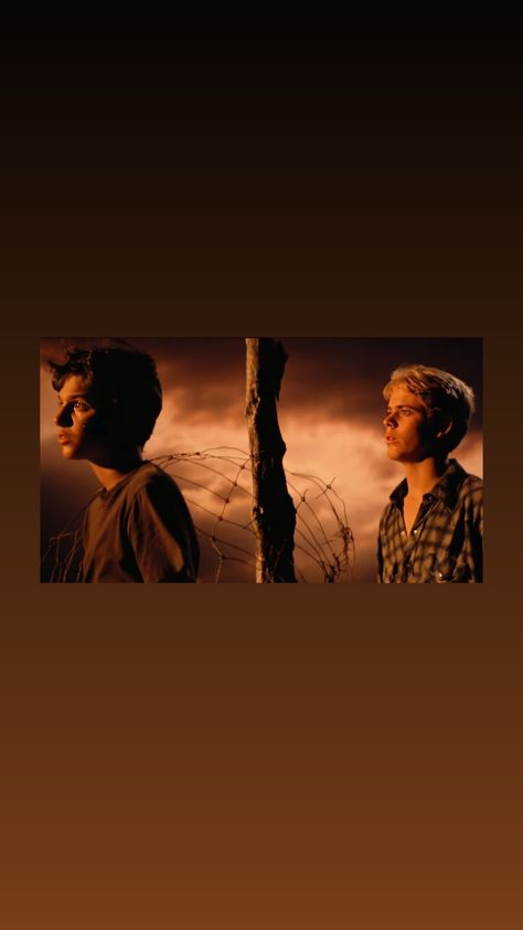 The Outsiders Sunset Scene, The Outsiders Homescreen, Johnny Cade Aesthetic Wallpaper, The Outsiders Lockscreen, The Outsiders Background, The Outsiders Sunset, Outsiders Wallpaper Iphone, The Outsiders Wallpaper Iphone, Ponyboy Wallpaper