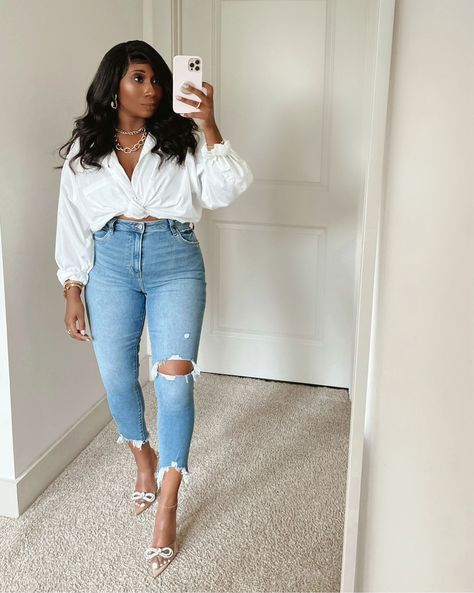 Jeans Casual Outfit, High Waisted Jeans Outfit, Jeans Heels Outfit, Dressy Jeans, Casual Outfit Ideas, Graduation Style, Denim Outfits, Jeans With Heels, Stylish Outfit