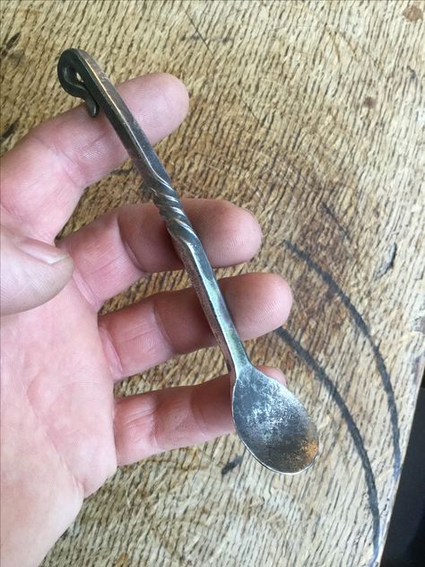 Small stainless steel spoon Easy Blacksmithing Projects, Simple Blacksmith Projects, Small Blacksmith Projects, Easy Blacksmith Projects, Blacksmith Projects Ideas, Medieval Encampment, Forge Projects, Blacksmithing Projects, Black Smithing