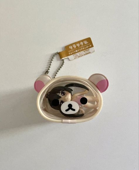 Miffy With Headphones, With Headphones Aesthetic, Headphones Aesthetic, Cute Keychain, All Things Cute, Cute Little Things, Rilakkuma, Cute Charms, Phone Charm