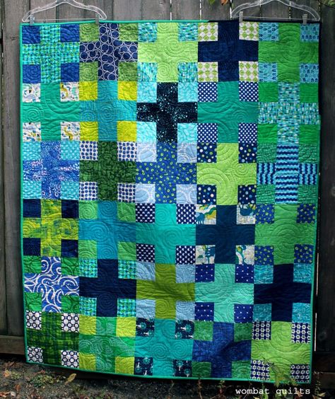 green-cross-quilts Blue And Green Quilts Color Combos, Cross Quilts, Antique Quilts Patterns, Quilt Colors, Green Quilts, Quilt Crafts, Kid Quilts, Plus Quilt, Heart Quilt Pattern