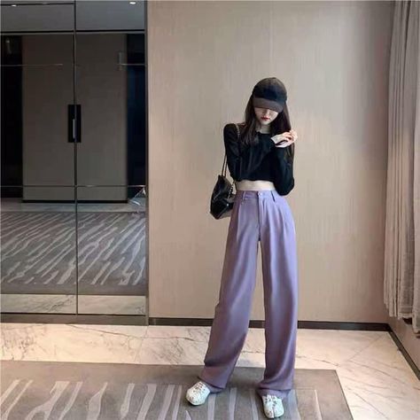 Trousers Outfit Casual, Dress Pants Outfits, 2022 Outfits, Ulzzang Style, Long Pants Outfit, Legs Outfit, Clothes Korean Style, Korean Casual Outfits, Style Korea