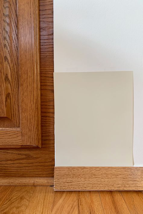 Choosing the right wlal paint color to update your honey oak trim can be quite the challenge. In this post, I share six paint colors from Sherwin-Williams that look great with honey oak trim and cabinets - three light grays and three yellow-greens. #honeyoak #paintcolors #interiordesign Paint Colors For Honey Oak, Best Wall Paint Colors, Honey Oak Trim, Trim Cabinets, Stump House, Oak Wood Trim, Best Wall Paint, Best Wall Colors, Neutral Wall Colors