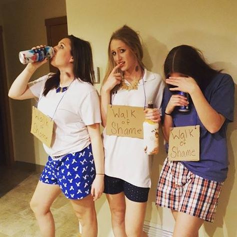 Walk of shame Halloween costume Punny Halloween Costumes, Walk Of Shame, Holloween Costume, Fall 2015 Style, College Halloween, Halloween 2019, 2015 Fashion, College Life, Messy Hairstyles