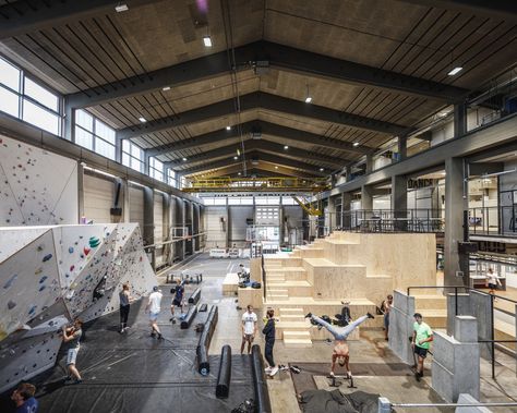 Indoor Sports Complex Design, Sport Facility, Arcade Architecture, Indoor Bouldering, Sports Facility, Bouldering Wall, Urban Playground, Interiors Photography, Gym Facilities