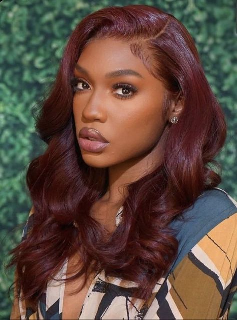 Jasmine The Great | Strategy & Stuff on Twitter: "This is my chosen fall color. Yea. Speechless.… " Flowy Hair, Mani Nails, Wine Hair, Hair Color Burgundy, Edges Hair, Dyed Natural Hair, Birthday Hair, Burgundy Hair, Hair Laid