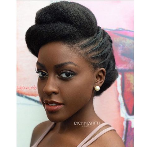 Updo For Natural Hair, Updos For Natural Hair, Cute Updos, Natural Hair Blowout, Natural Updo, Black Hair Updo Hairstyles, Beautiful Natural Hair, Hair Cute, Pelo Afro