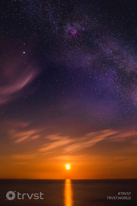 Olaf Pictures, Twilight Nature, Starry Night Wallpaper, Natural Things, Twilight Sky, Beautiful Skies, Space Artwork, Destination Photography, Sunset Aesthetic