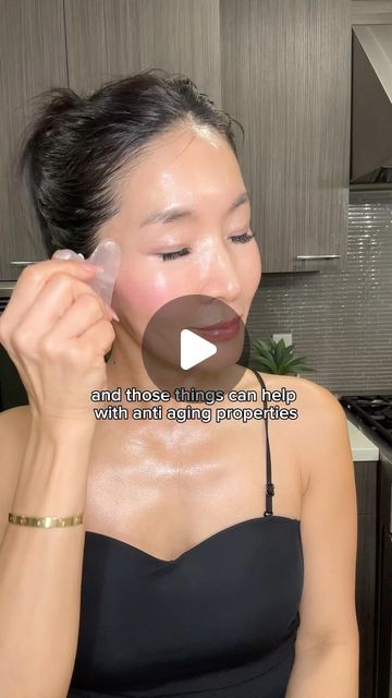 Facial Gua Sha Before And After, Gua Sha For Eye Wrinkles, Gua Sha Technique Face Lift, Gua Sha Laugh Lines, Easy Gua Sha Routine, Qua Sha Before And After, Face Massage With Gua Sha, Face Massage Gua Sha, How To Use Gua Sha On Face