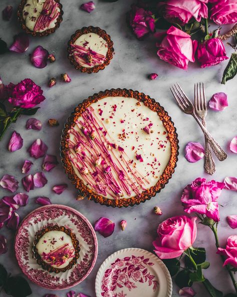 White chocolate, raspberry, and rose tart ✨ I made this for Galentines last night and was so pleased with how it all turned out. Super simple and delicious. I hope you all have a wonderful weekend, my dear friends! Do you have any special plans? . . . #tart #whitechocolate #raspberry #tartsofinstagram #whitechocolateganache #raspberrytart #inseasonnow #dessertgram #dessertsofinstagram #eatprettythings #alliseeispretty #cakecakecake #foodphotography #foodphotographyandstyling #foodstyling #fo... Rose Tart, Have A Wonderful Weekend, Raspberry Tarts, White Chocolate Ganache, White Chocolate Raspberry, Wonderful Weekend, Chocolate Tart, Chocolate Raspberry, Super Simple