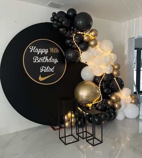 Black and gold balloon with lights Gold Black Balloons, Balloons Black And Gold, Gold White Black Balloons, Black And Gold Round Balloon Arch, Black N Golden Balloon Decoration, Promotion Party, Black And Gold Balloons, Happy 16th Birthday, Cake Business