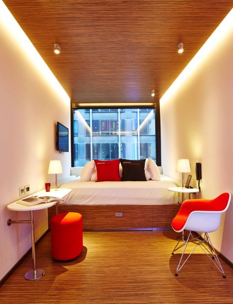 Citizen M hotel room via NY Times. Compact. Sleepable? Boutique Hotels New York, Citizen M Hotel, Small Hotel Room, Hotel Concept, Hotel Plan, Hotel Room Design, Best Boutique Hotels, Casa Container, Small Room Design