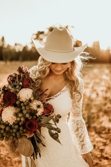 Camouflage Wedding Dresses, Country Wedding Pictures, Camouflage Wedding, Country Western Wedding, Country Wedding Inspiration, Country Wedding Photos, Western Style Wedding, Western Glam, Western Themed Wedding