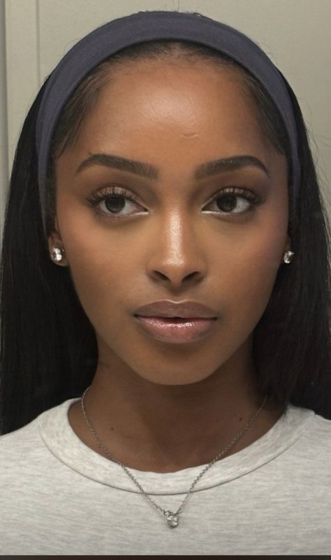 Ford Aesthetic, Wealthy Woman, Soft Makeup Looks, Makeup For Black Skin, Wealthy Women, Brown Skin Makeup, Soft Glam Makeup, Dark Skin Makeup, Skin Products