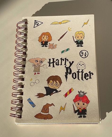 Harry Potter Sketch Book Ideas, Harry Potter Sketchbook Ideas, Harry Potter Cute Drawings, Harry Potter Sketchbook, Harry Potter Doodles, Harry Potter Drawing, Harry Potter Cute, Harry Potter Sketch, Notepad Art