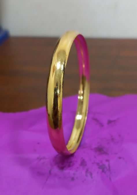 Gold Kappu, Mens Bracelet Gold Jewelry, Man Gold Bracelet Design, Gold Kada, 22k Gold Bangles, Gold Earrings Indian, Gold Bracelet Simple, Gold Jewels Design, Dp Stylish