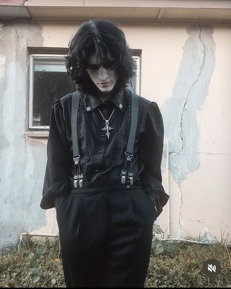 Goth Outfits Men, Goth Fashion Men, Goth Male, Trad Goth Outfits, Goth Guy, Traditional Goth, Goth Fits, Vampire Clothes, Goth Guys