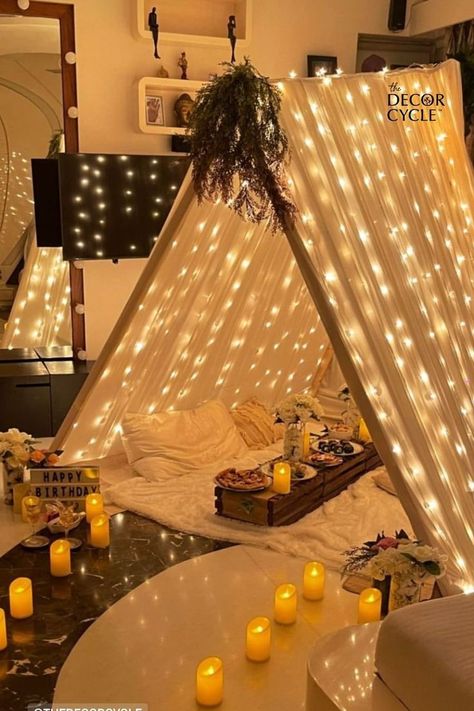 Cozy dinner set up for two, Date Night decoration, Date Night Set Up, Birthday sit down Dinner set up Date Night Decorations At Home, Tent With Fairy Lights, At Home Dinner Date Ideas, Romantic At Home Dinner, Date Night Decor, Tee Pee Tent, Night Table Decor, Dinner Date At Home, Romantic Home Dates