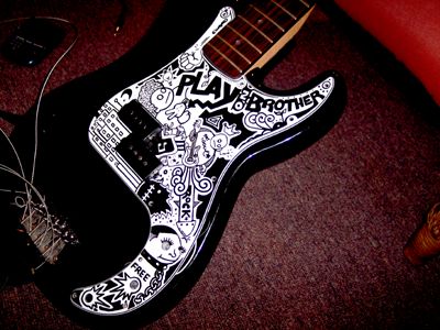 P-Bass pick guard Hevi Metal, Guitar Art Project, Guitar Scale, Instrument Design, Pick Guard, Guitar Scales, Custom Electric Guitars, Cool Picks, Beautiful Guitars