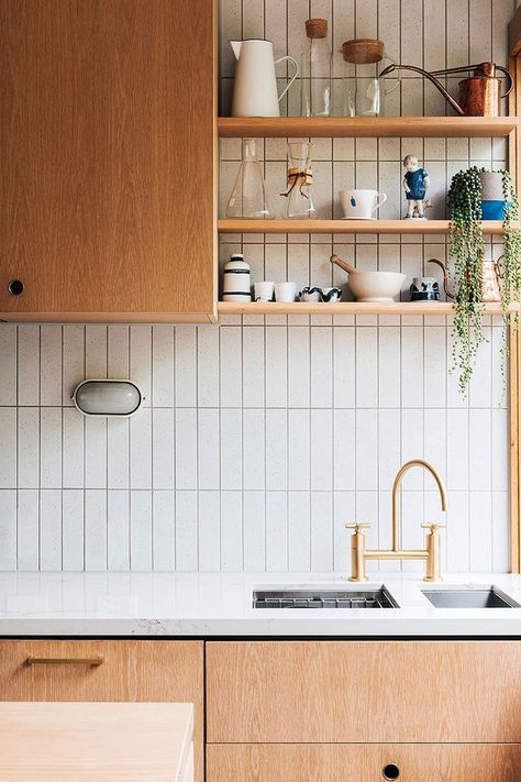 Laura Street by Hearth Studio | Project Feature | Brunswick, VIC, Australia | 12.17.2019 Designing Ideas, Decor Minimalist, Cheap Home Decor, Tile Backsplash, Home Decor Kitchen, Interior Design Kitchen, 인테리어 디자인, Kitchen Room, Kitchen Renovation