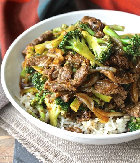 Stir-Fried Beef and Broccoli | Wok Wednesdays Best Beef Recipes, Beef And Broccoli, Recipes Beef, Fried Beef, Beef Stir Fry, Broccoli Beef, Entertaining Recipes, Weeknight Dinners, Meat Dishes