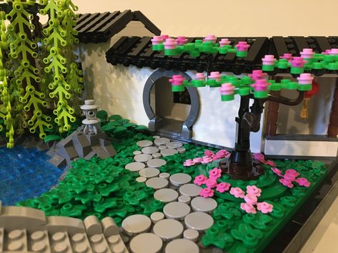 Lego Garden Moc, Lego Garden, Lego Trees, Lego Botanical, Lego Diy Crafts, Lego Room Decor, Lego Tree, Easy Lego Creations, Lego Challenge