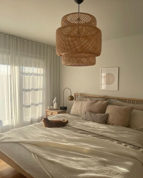 Krusning Ikea, Sinnerlig Pendant, Sinnerlig Ikea, Bamboo Lamp Shade, Designer Nightstand, Lamp Boho, Ilse Crawford, Boho Lamp, Boho Lighting